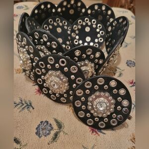 Nocona Jeweled Disc Shaped Belt S
